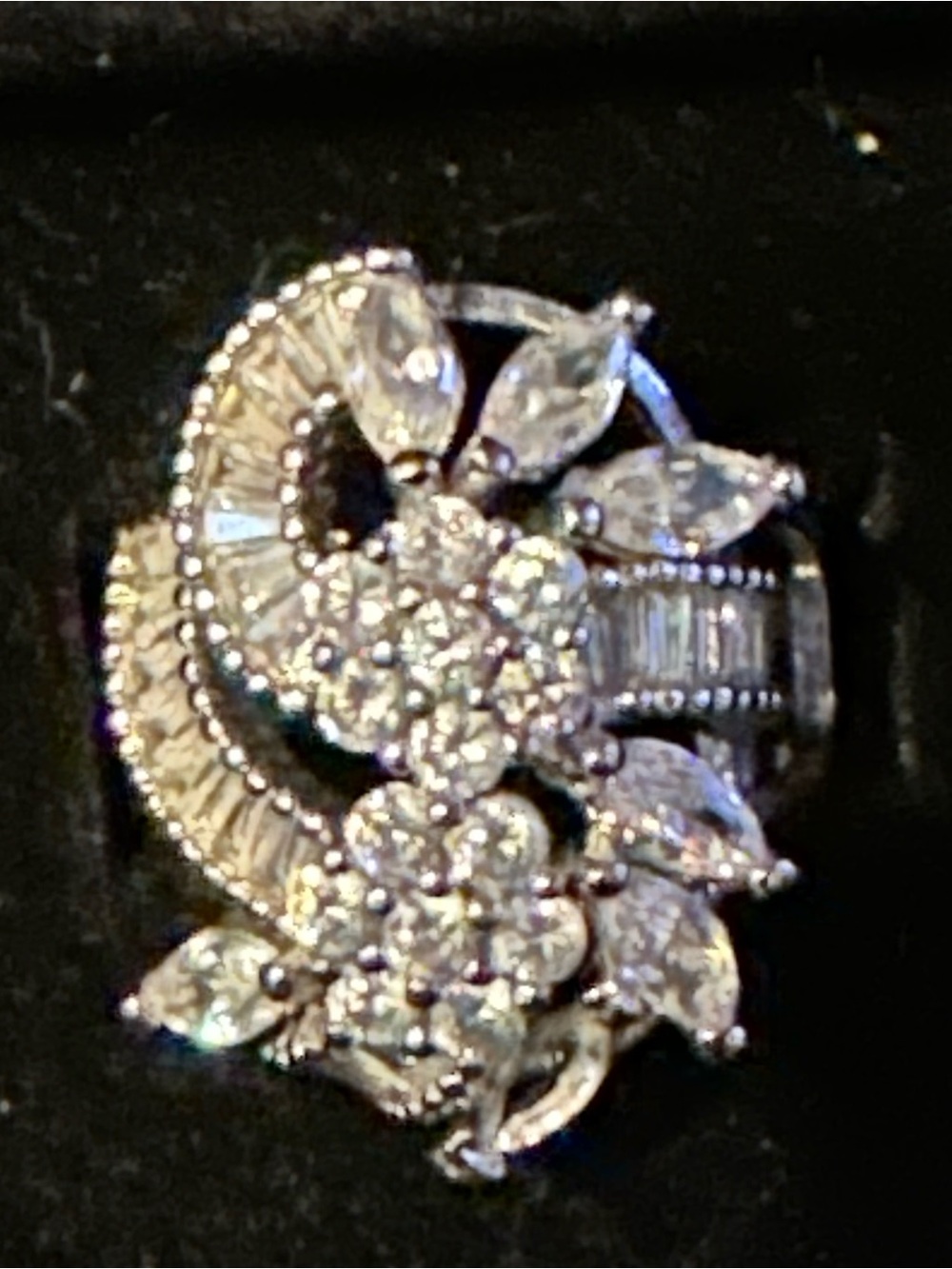 Silver-Tone Floral Crystal ring  - Unbranded